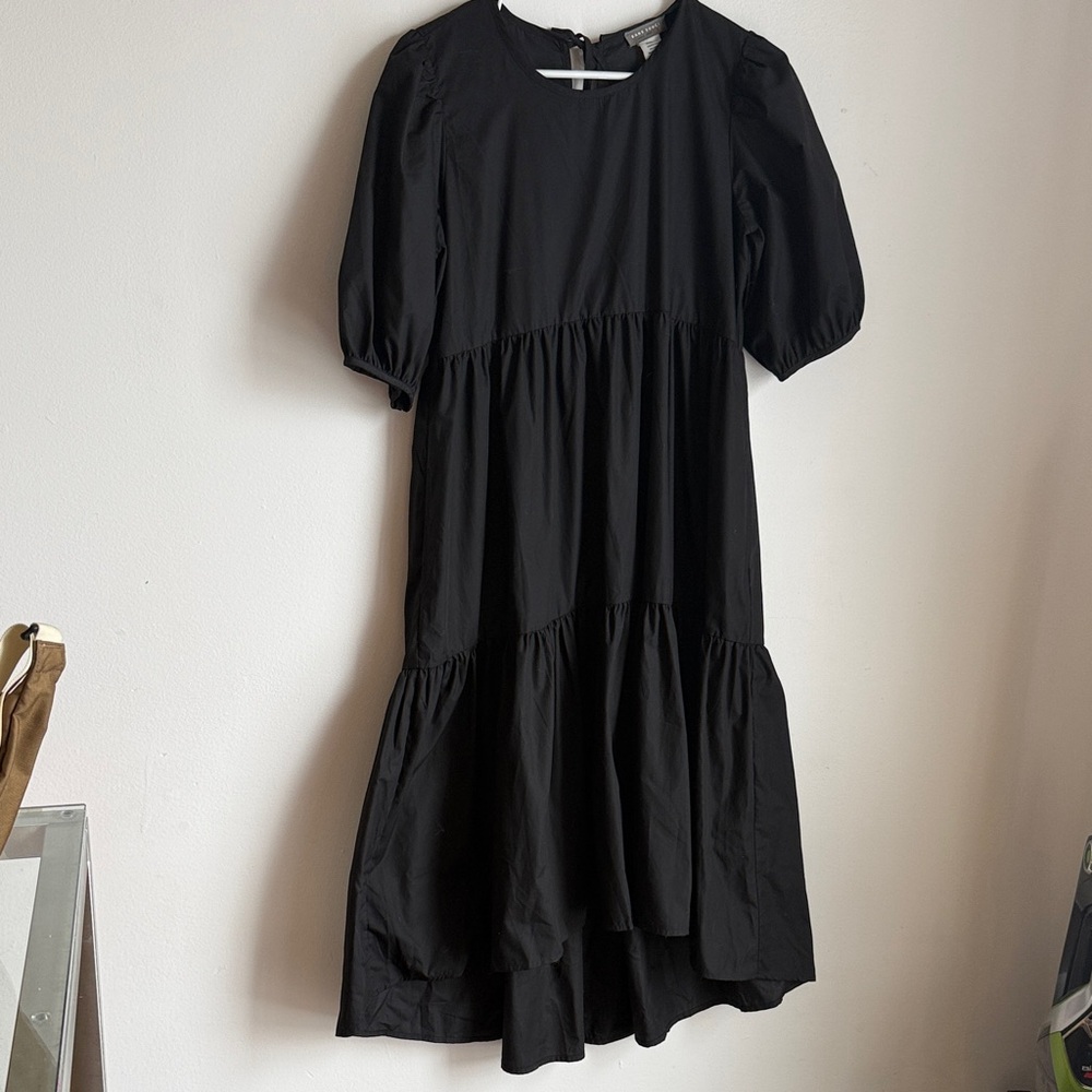 Sans Souci Black Tiered Dress